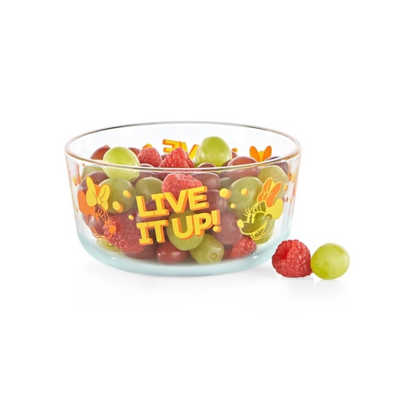 Pyrex 4cup Food Storage Minnie Mouse Live it up - Picture 3 of 4